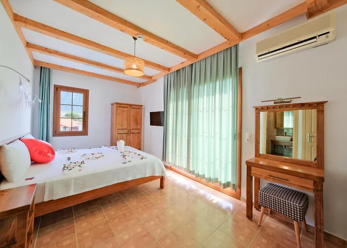 Candle Light Hotell Fethiye